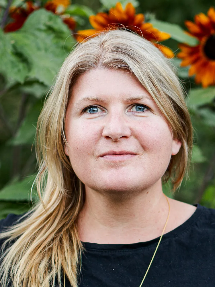Elisabeth Grindmayer, Webbhult